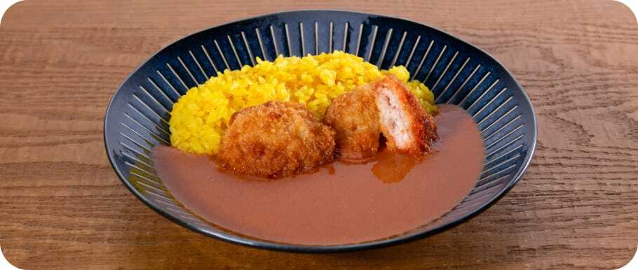 【atelier DELHI監修】甘味と酸味の饗宴！ ～バターチキンカツカレー～のサムネイル